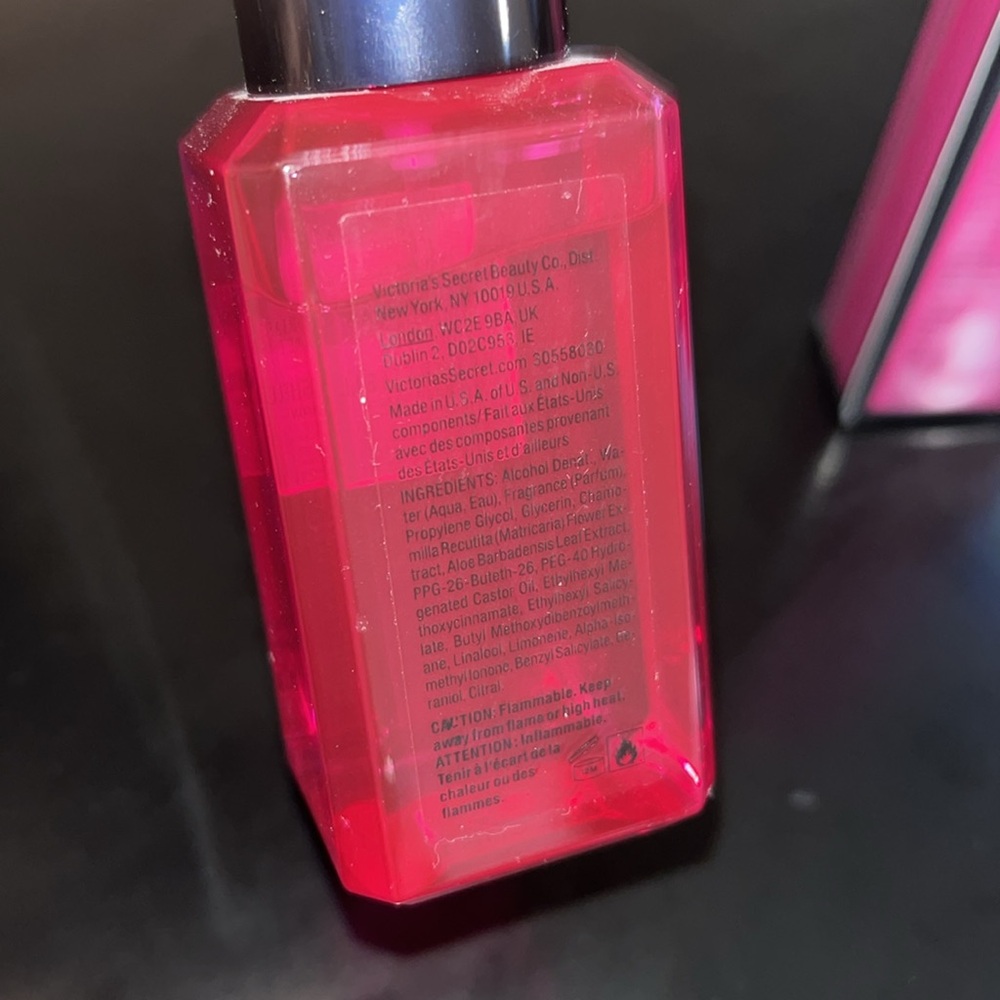 Victoria’s Secret Bombshell Passion Mini Mist & Travel Spray Eau de Parfum - Picture 9 of 9